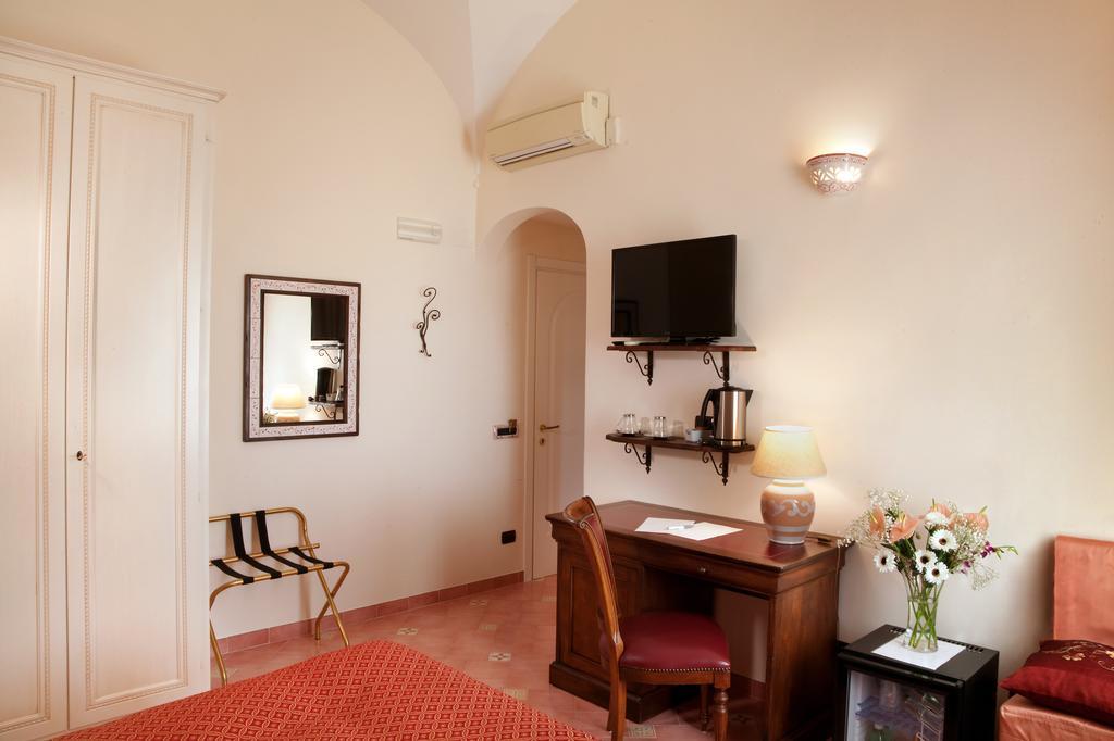 Albergo L'Antico Convitto Amalfi Bagian luar foto