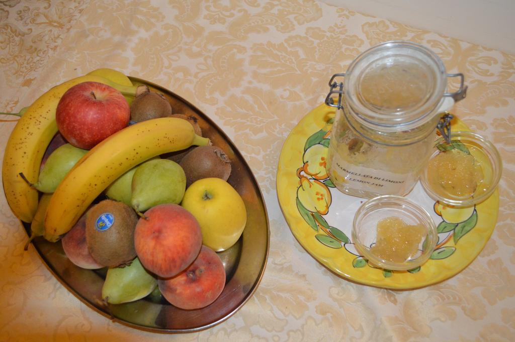 Albergo L'Antico Convitto Amalfi Bagian luar foto