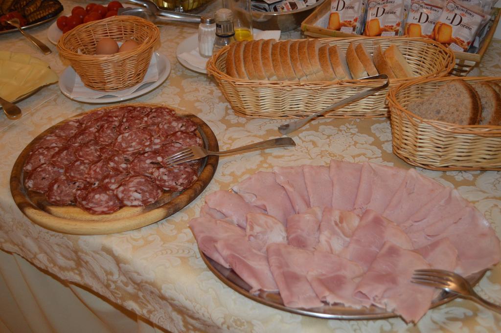 Albergo L'Antico Convitto Amalfi Bagian luar foto